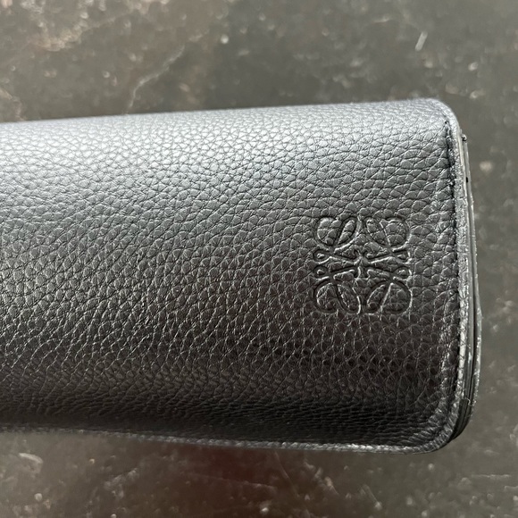 LOEWE INFLATED INJECTION PLASTIC CAT-EYE SUNGLASSES - Picture 8 of 9